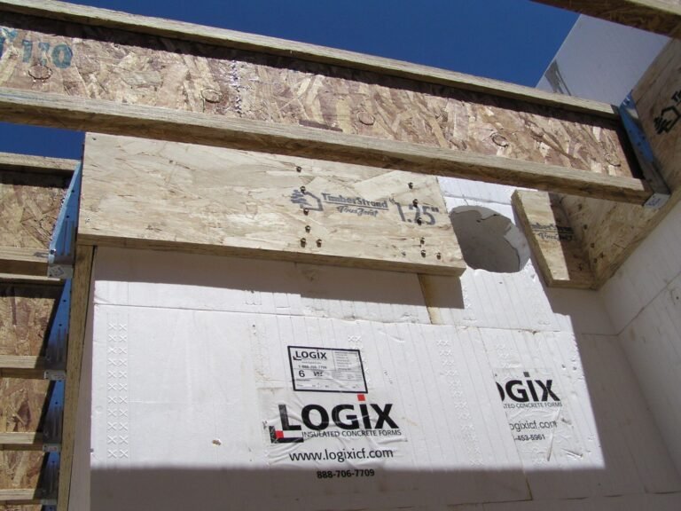 Logix ICF blocks on a Meaford job site