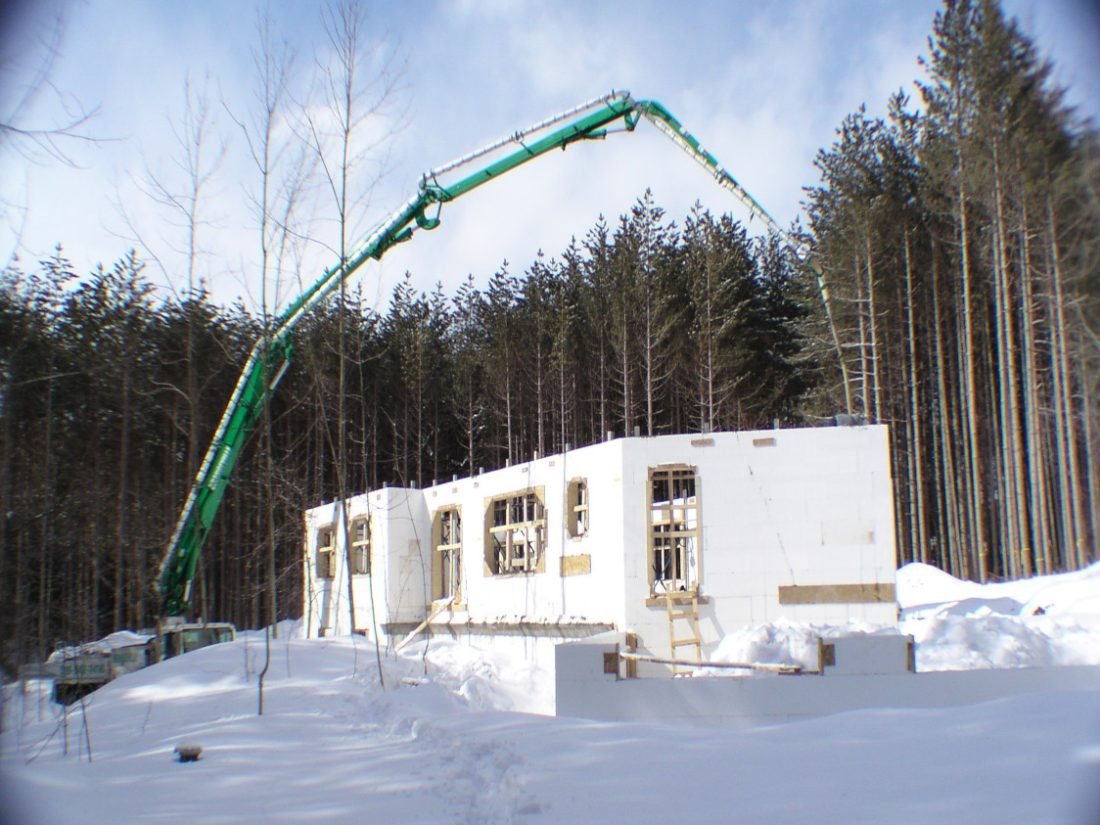 building with icf